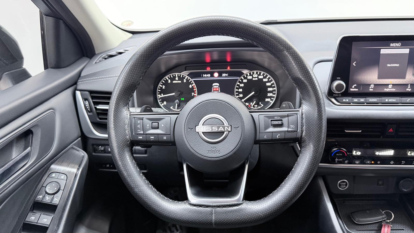 NISSAN QASHQAI 8